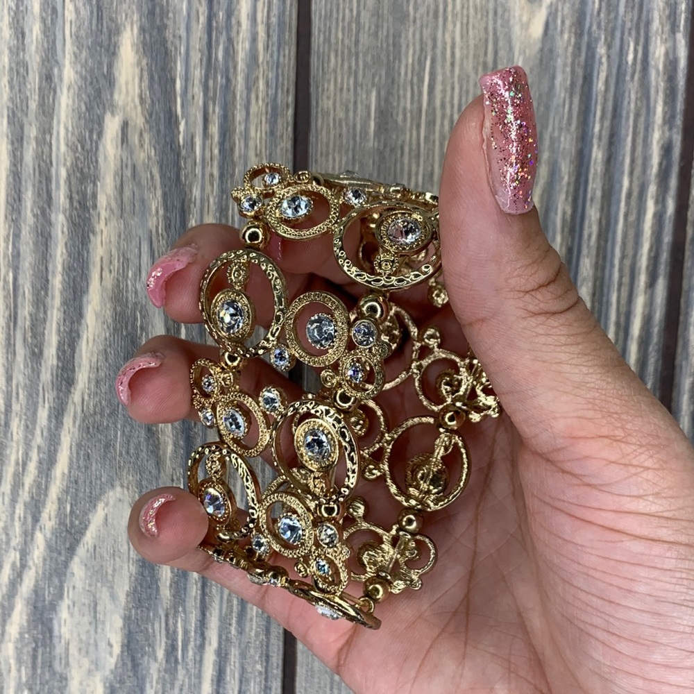 Gold stylists bracelet